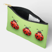 Three Colorful Ladybugs Zubehörtasche (Offen)