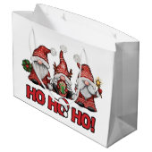 Three Festive Gnomes Christmas Gift Bag Große Geschenktüte (Rückseite Schrägansicht)
