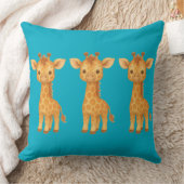 "Three Giraffe Friends" Throw Pillow Kissen (Decke)