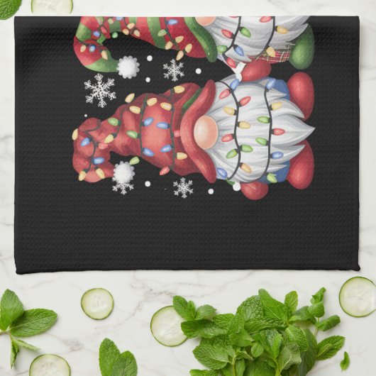 Three Gnomes Buffalo Kariert Red Christmas Geschirrtuch (Gefaltet)