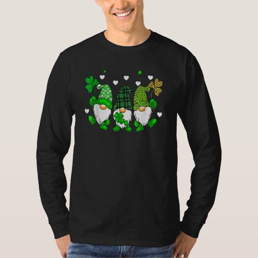 Three Gnomes Holding Shamrock Leopard Plaid St Pat T-Shirt (Vorderseite)