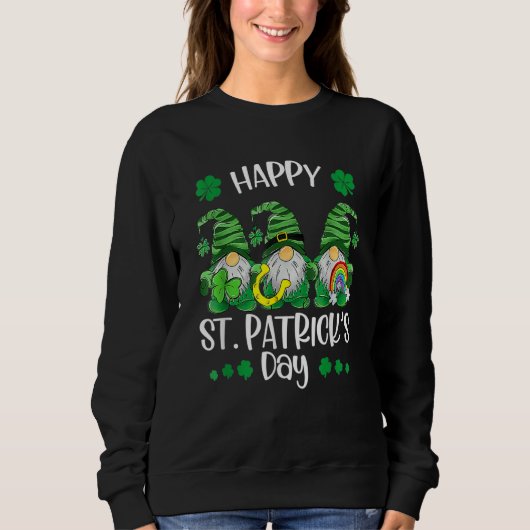 Three Gnomes Shamrock Happy St Patrick's Day Go Lu Sweatshirt (Vorderseite)