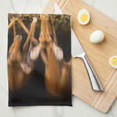 Three Impala Drink Together at Night Geschirrtuch (Viertel Falte)