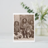 Three Indian Braves, Fotograf von der Royal Eng Postkarte (Stehend Vorderseite)