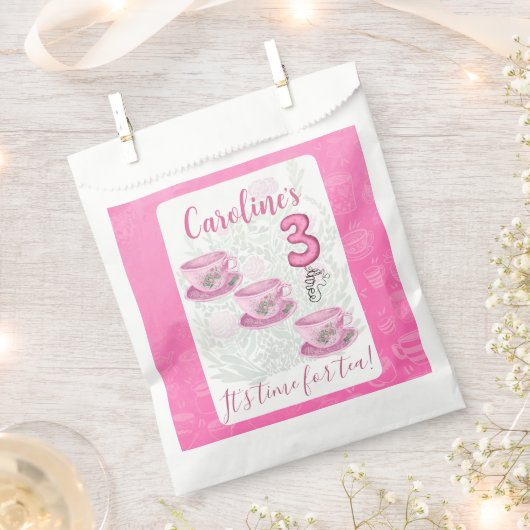 Three It’s Time for Tea 3rd Birthday Invitation Geschenktütchen (Ausgeschnitten)
