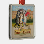 Three Little Kittens Mutter Gänsevorführung Ornament Aus Metall (Rechts)