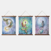 Three Mermaids Artwork von Molly Harrison Wandteppich Mit Holzrahmen (Dreifach)