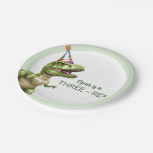 Three-Rex Dinosaur Birthday | Green Dino Pappteller (Schrägansicht)