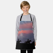 Three Riders, One Horizon Schürze (Getragen)