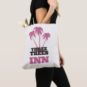Three Trees Inn (schwarz) Tasche (Von Nahem)