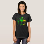 Three Wine Glasses C Kleeblatt St Patrick Day Iris T-Shirt (Vorne ganz)
