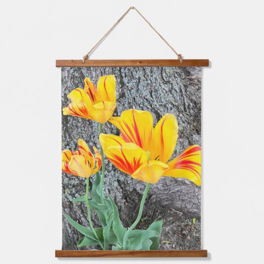 Three Yellow Tulips Sequel / Wandteppich Mit Holzrahmen (Vorderseite)