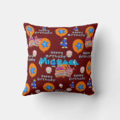 Throw Kissen, #4 Happy 4th Birthday Dark Red Kissen (Rückseite)