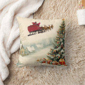 Throw Pillow Christmas is here  Kissen (Decke)