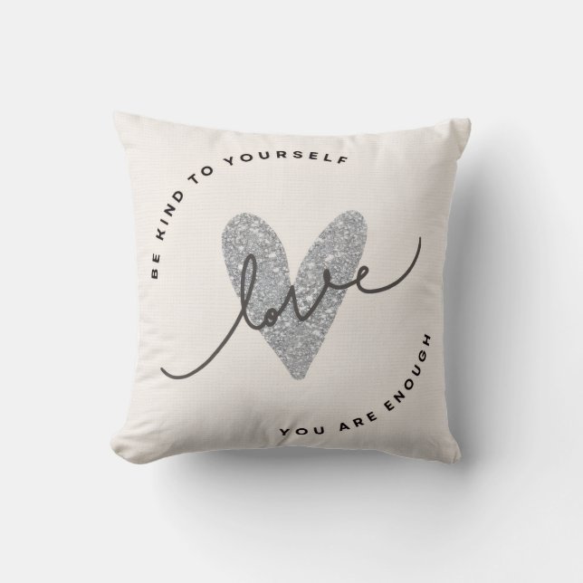 Throw Pillow – Glitter Heart Love Design | Minimal Kissen (Vorderseite)