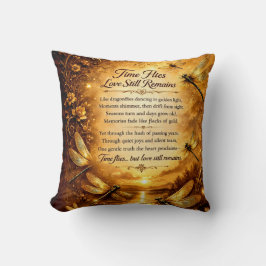 Throw Pillow Kissen