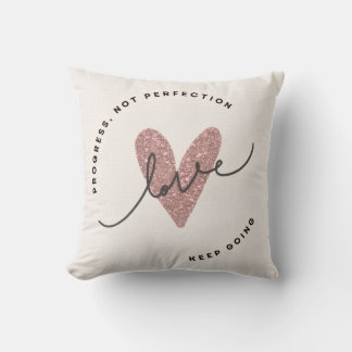 Throw Pillow – Pink Glitter Heart Love Design | In Kissen