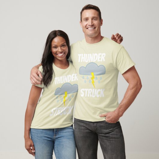 THUNDER STRUCK Vintag Music T - Shirt (Unisex)