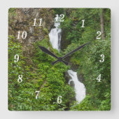 Thunderbird Falls Painterly Wall Clock Quadratische Wanduhr (Vorderseite)