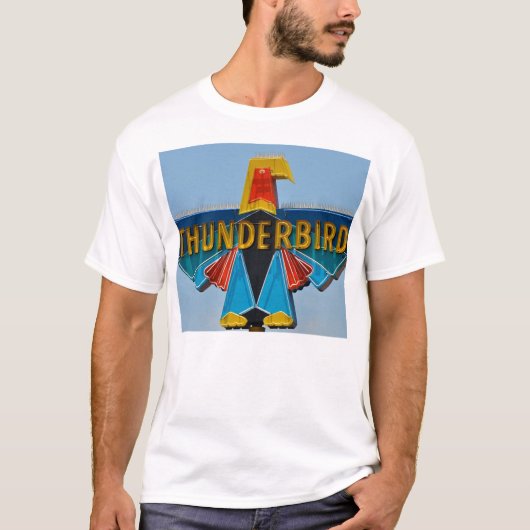 Thunderbird-Häuschen-Zeichen-T-Shirt T-Shirt (Vorderseite)
