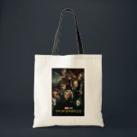 Thunderbolts* | Group Fighting Theatrical Tragetasche<br><div class="desc">Featuring the likeness of: Wyatt Russell, Hannah John-Kamen, David Harbour, Sebastian Stan, Lewis Pullman, and Florence Pugh| Check out Marvel Studios’ Thunderbolts*, featuring an ensemble of the MCU’s most iconic anti-heroes and reformed villains. The artwork captures a chaotic, gritty group portrait where the team is literally and figuratively at each...</div>