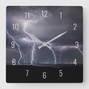 Thunderstorm Lightning Storm Black & Purple Quadratische Wanduhr