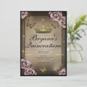 Tiara Butterflies Pale Pink Roses Quinceañera Einladung (Stehend Vorderseite)