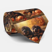 Tibetischer Mastiff Welpe Herbst Kürbis Krawatte (Gerollt)