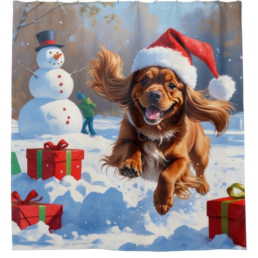 Tibetischer Spanier, der mit Weihnachtshut in Schn Duschvorhang (Vorderseite)