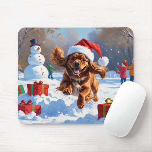 Tibetischer Spanier, der mit Weihnachtshut in Schn Mousepad (Mit Mouse)