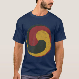 tibetisches Bön-buddhistisches Gankyil-Symbol T-Shirt
