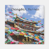 Tibettempel mit Gebetsfahnen - Yunnan, China Magnet (Vorne)