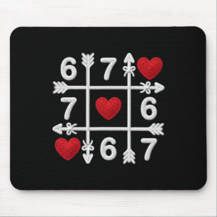 Tic Tac Toe 67 Valentins-Paar Herzen Sechs Sieben Mousepad