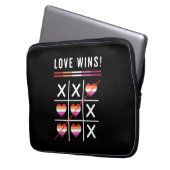 Tic Tac Toe Liebe gewinnt LGBTQ Lesben Preis Laptopschutzhülle (Vorderseite Links)
