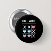 Tic Tac Toe Liebe gewinnt LGBTQ Transgender Pride Button (Vorne & Hinten)