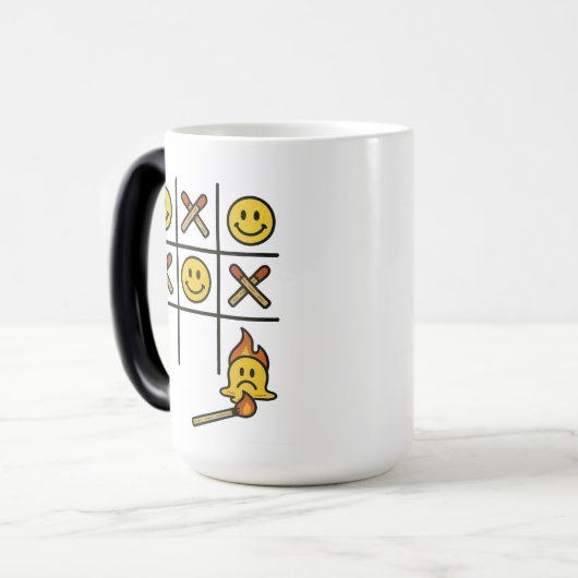 Tic Tac Toe Magic Tasse (Vorderseite Links)