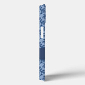 Tief blauer Botanischer Damast Case-Mate iPhone Hülle (Rückseite / Rechts)