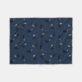 Tief blauer Unterwasser Gepunkteter See Ray Fish Fleecedecke (Vorderseite (Horizontal))
