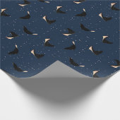 Tief blauer Unterwasser Gepunkteter See Ray Fish Geschenkpapier (Ecke)