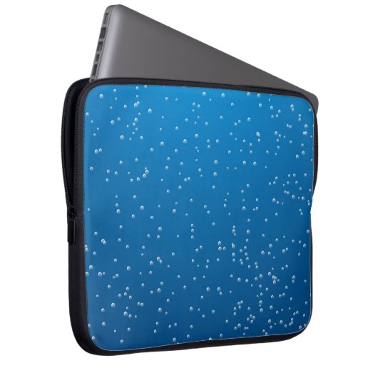 Tief blaues Wasser und winzige Blasen Laptopschutzhülle (Vorne Rechts)
