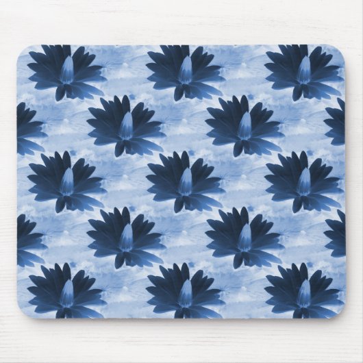 Tief dunkelblaues Meer... Mousepad (Vorne)