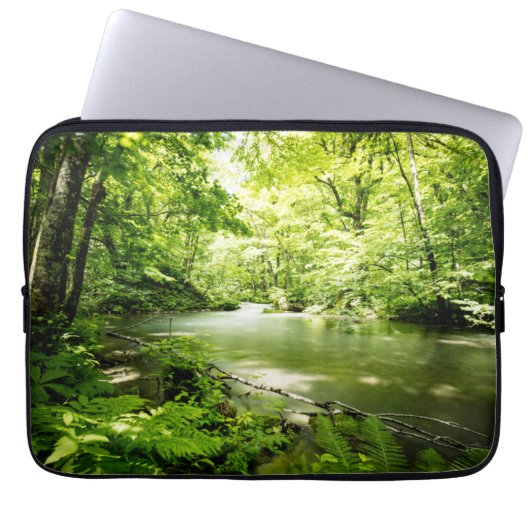 Tief in den Wald Laptopschutzhülle (Vorderseite)