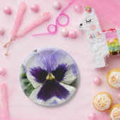 tief lila auf weiße Pansie Pappteller (Party)