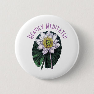 Tief meditierter lustiger Lotus Button