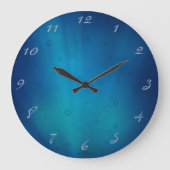 Tief unter Wasser glühende blaue Uhr (Vorderseite)