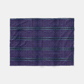 Tief violett-navy gestreiftes Fleece-Decke Fleecedecke (Vorderseite (Horizontal))