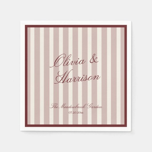Tief Weinrote Hochzeitstücher mit Old Money Streif Serviette (Vorderseite)