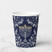 Tiefblaue Menora im William-Morris-Muster Pappbecher (Vorderseite)