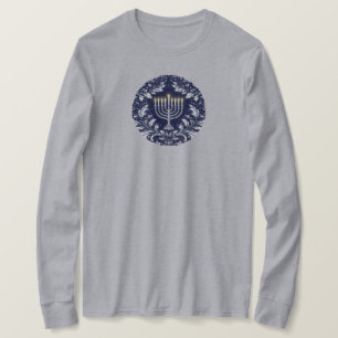 Tiefblaue Menora im William-Morris-Muster T-Shirt