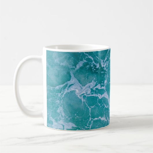 Tiefblaue Ozeanwellen Kaffeetasse (Links)